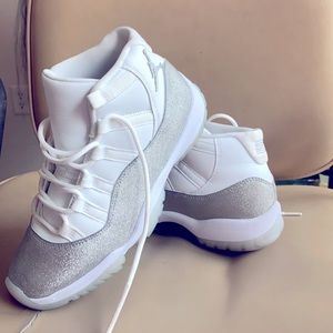 Women Jordan 11 great condition